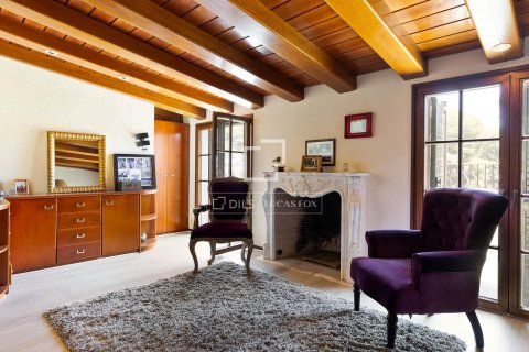 Villa de 6 dormitorios en venta en Castelldefels, Barcelona, Cataluña, Spain № 4426 - foto 29