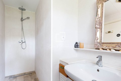 Villa de 6 dormitorios en venta en Castelldefels, Barcelona, Cataluña, Spain № 4426 - foto 20