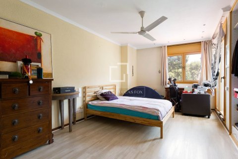 Villa de 6 dormitorios en venta en Castelldefels, Barcelona, Cataluña, Spain № 4426 - foto 18