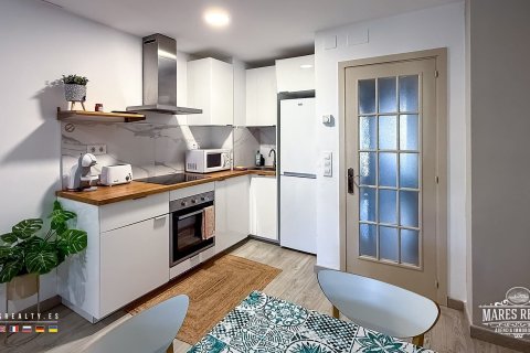 Apartamento de 2 dormitorios en venta en Lloret de Mar, Gerona, Cataluña, Spain № 7626