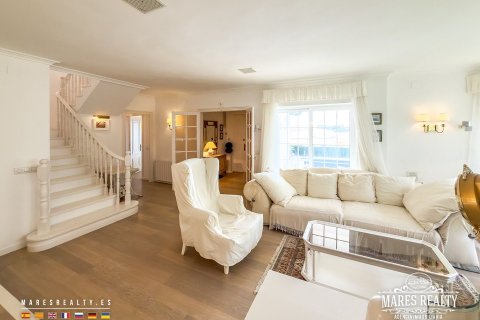 Villa de 5 dormitorios en venta en Lloret de Mar, Gerona, Cataluña, Spain № 7627 - foto 10