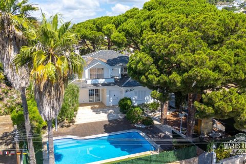 Villa de 5 dormitorios en venta en Lloret de Mar, Gerona, Cataluña, Spain № 7627