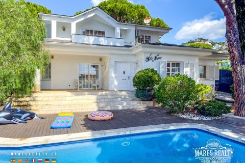 Villa de 5 dormitorios en venta en Lloret de Mar, Gerona, Cataluña, Spain № 7627 - foto 5