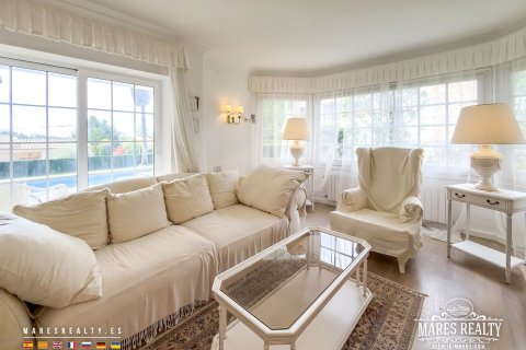 Villa de 5 dormitorios en venta en Lloret de Mar, Gerona, Cataluña, Spain № 7627 - foto 12