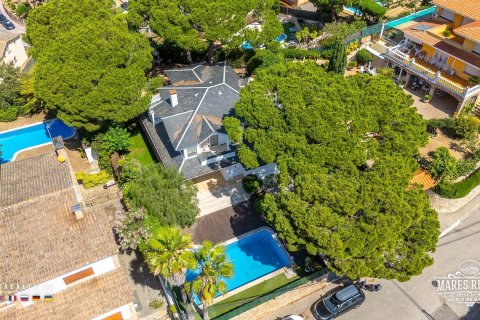 Villa de 5 dormitorios en venta en Lloret de Mar, Gerona, Cataluña, Spain № 7627 - foto 3