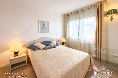 Villa de 5 dormitorios en venta en Lloret de Mar, Gerona, Cataluña, Spain № 7627 - foto 15