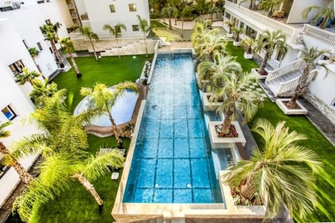Propiedad comercial de 4000 m² en venta en Platja D'aro, Gerona, Cataluña, Spain № 910 - foto 5