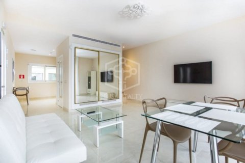 Propiedad comercial de 4000 m² en venta en Platja D'aro, Gerona, Cataluña, Spain № 910 - foto 15