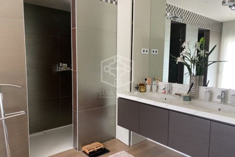 Villa de 4 dormitorios en venta en Gavà, Barcelona, Cataluña, Spain № 912 - foto 11