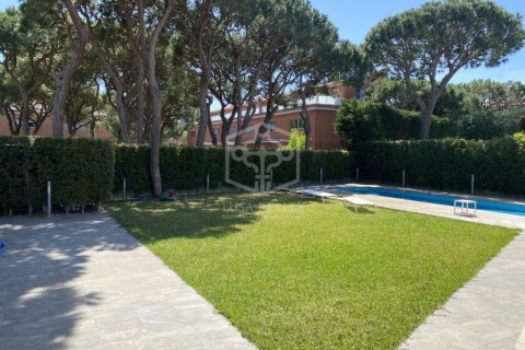 Villa de 4 dormitorios en venta en Gavà, Barcelona, Cataluña, Spain № 912 - foto 22