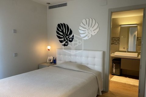 Villa de 4 dormitorios en venta en Gavà, Barcelona, Cataluña, Spain № 912 - foto 17