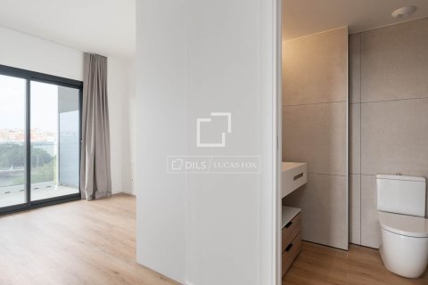 Apartamento de 2 dormitorios en venta en Esplugues de Llobregat, Barcelona, Cataluña, Spain № 4255 - foto 13