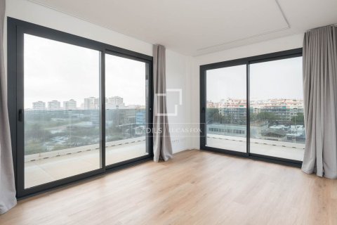 Apartamento de 2 dormitorios en venta en Esplugues de Llobregat, Barcelona, Cataluña, Spain № 4255