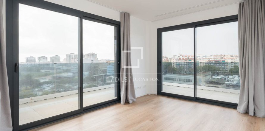 Apartamento de 2 dormitorios en venta en Esplugues de Llobregat, Barcelona, Cataluña, Spain № 4255