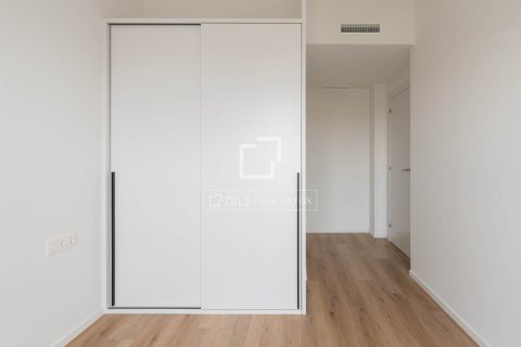 Apartamento de 2 dormitorios en venta en Esplugues de Llobregat, Barcelona, Cataluña, Spain № 4255 - foto 12