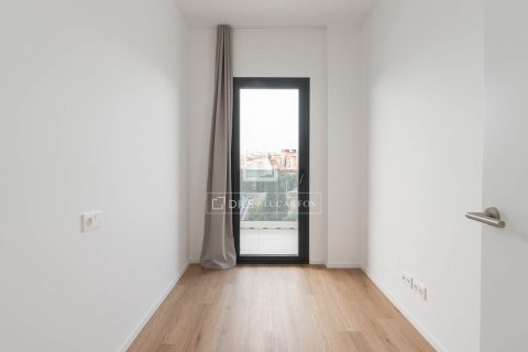 Apartamento de 2 dormitorios en venta en Esplugues de Llobregat, Barcelona, Cataluña, Spain № 4255 - foto 16
