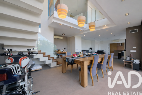 Сasa de 3 dormitorios en venta en Cambrils, Tarragona, Cataluña, Spain № 7520 - foto 6