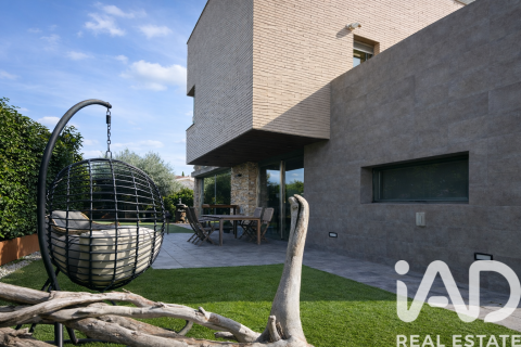 Сasa de 3 dormitorios en venta en Cambrils, Tarragona, Cataluña, Spain № 7520 - foto 23