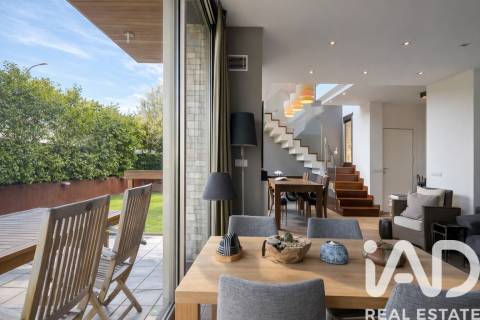 Сasa de 3 dormitorios en venta en Cambrils, Tarragona, Cataluña, Spain № 7520 - foto 8