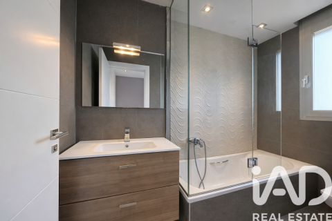 Сasa de 3 dormitorios en venta en Cambrils, Tarragona, Cataluña, Spain № 7520 - foto 26