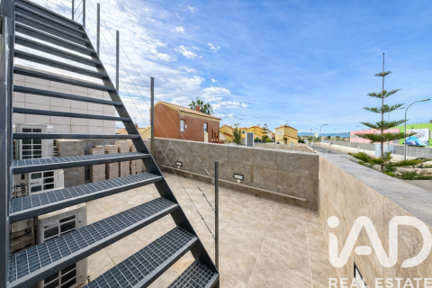 Сasa de 3 dormitorios en venta en Cambrils, Tarragona, Cataluña, Spain № 7520 - foto 28