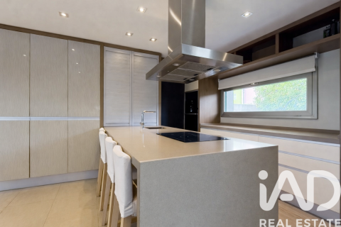 Сasa de 3 dormitorios en venta en Cambrils, Tarragona, Cataluña, Spain № 7520 - foto 3