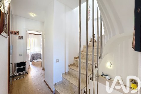 Dúplex de 3 dormitorios en venta en Castelldefels, Barcelona, Cataluña, Spain № 7523 - foto 20