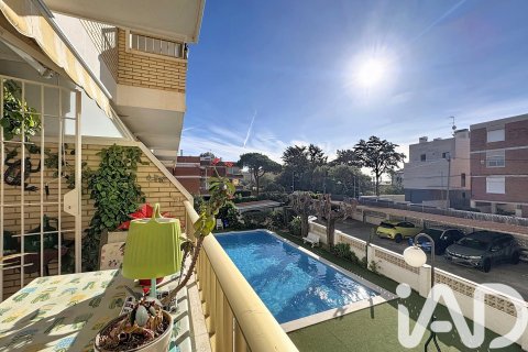 Dúplex de 3 dormitorios en venta en Castelldefels, Barcelona, Cataluña, Spain № 7523 - foto 13