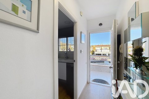 Dúplex de 3 dormitorios en venta en Castelldefels, Barcelona, Cataluña, Spain № 7523 - foto 22