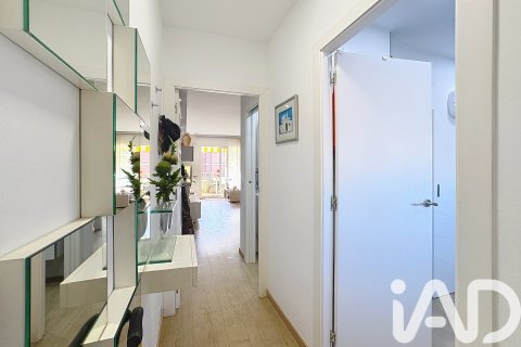 Dúplex de 3 dormitorios en venta en Castelldefels, Barcelona, Cataluña, Spain № 7523 - foto 26