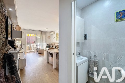 Dúplex de 3 dormitorios en venta en Castelldefels, Barcelona, Cataluña, Spain № 7523 - foto 24