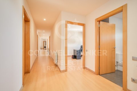 Сasa de 5 dormitorios en venta en Matadepera, Barcelona, Cataluña, Spain № 7966 - foto 30