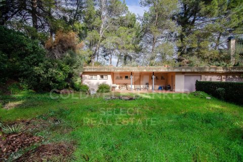 Parcela de 2000 m² en venta en Cerdanyola del Vallès, Barcelona, Cataluña, Spain № 7970 - foto 3