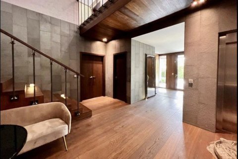 Сasa de 6 dormitorios en venta en Sant Andreu de Llavaneres, Barcelona, Cataluña, Spain № 7041 - foto 8