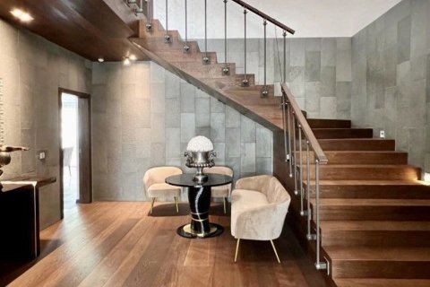 Сasa de 6 dormitorios en venta en Sant Andreu de Llavaneres, Barcelona, Cataluña, Spain № 7041 - foto 10