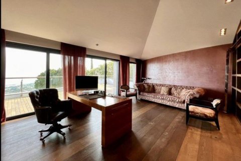 Сasa de 6 dormitorios en venta en Sant Andreu de Llavaneres, Barcelona, Cataluña, Spain № 7041 - foto 17