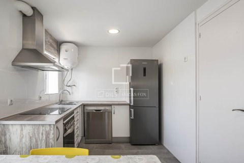 Apartamento de 3 dormitorios en venta en Castelldefels, Barcelona, Cataluña, Spain № 7044 - foto 15