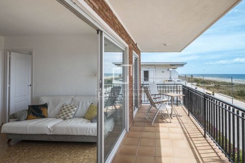 Apartamento de 3 dormitorios en venta en Castelldefels, Barcelona, Cataluña, Spain № 7044 - foto 24
