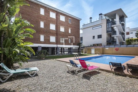 Apartamento de 3 dormitorios en venta en Castelldefels, Barcelona, Cataluña, Spain № 7044 - foto 28