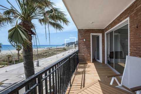 Apartamento de 3 dormitorios en venta en Castelldefels, Barcelona, Cataluña, Spain № 7044 - foto 7