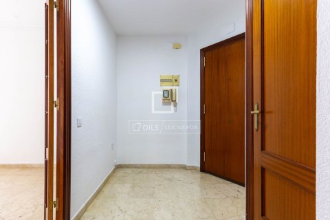 Apartamento de 4 dormitorios en venta en Sant Just Desvern, Barcelona, Cataluña, Spain № 7046 - foto 24