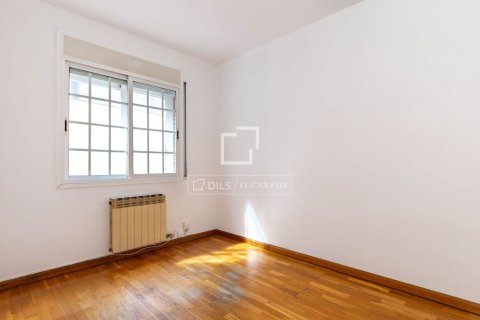 Apartamento de 4 dormitorios en venta en Sant Just Desvern, Barcelona, Cataluña, Spain № 7046 - foto 5