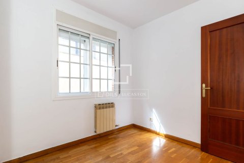 Apartamento de 4 dormitorios en venta en Sant Just Desvern, Barcelona, Cataluña, Spain № 7046 - foto 13