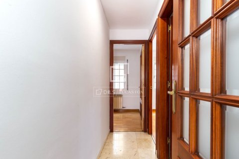 Apartamento de 4 dormitorios en venta en Sant Just Desvern, Barcelona, Cataluña, Spain № 7046 - foto 25