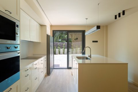 Сasa de 4 dormitorios en venta en Sant Andreu de Llavaneres, Barcelona, Cataluña, Spain № 7042 - foto 23