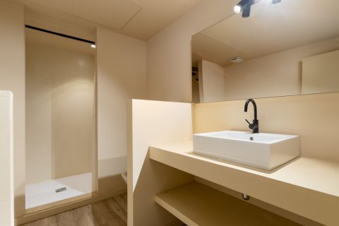 Сasa de 4 dormitorios en venta en Sant Andreu de Llavaneres, Barcelona, Cataluña, Spain № 7042 - foto 27