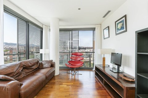 Apartamento de 2 dormitorios en venta en Barcelona, Cataluña, Spain № 7047 - foto 22