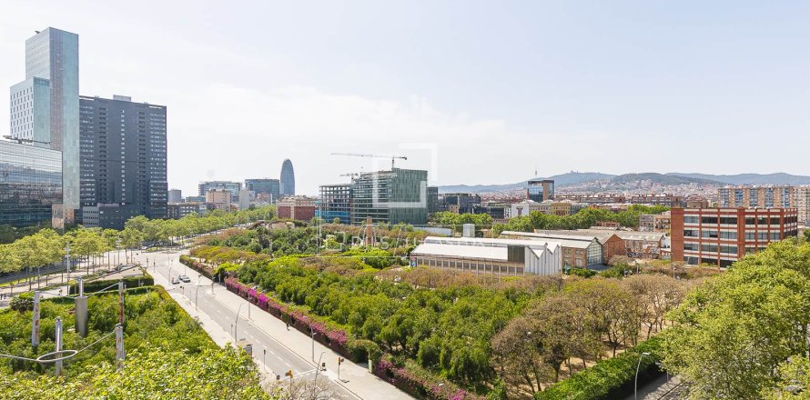 Apartamento de 2 dormitorios en venta en Barcelona, Cataluña, Spain № 7047