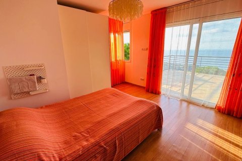 Villa de 7 dormitorios en venta en Lloret de Mar, Gerona, Cataluña, Spain № 1794 - foto 23