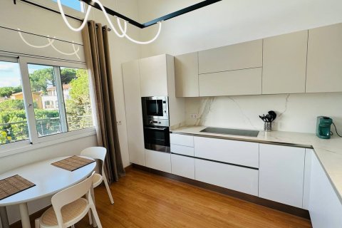Villa de 7 dormitorios en venta en Lloret de Mar, Gerona, Cataluña, Spain № 1794 - foto 10